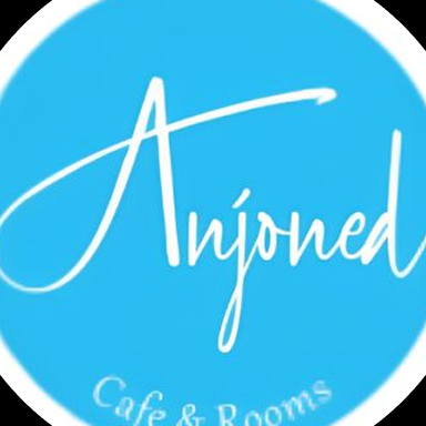 Anjoned Hostel & Cafe