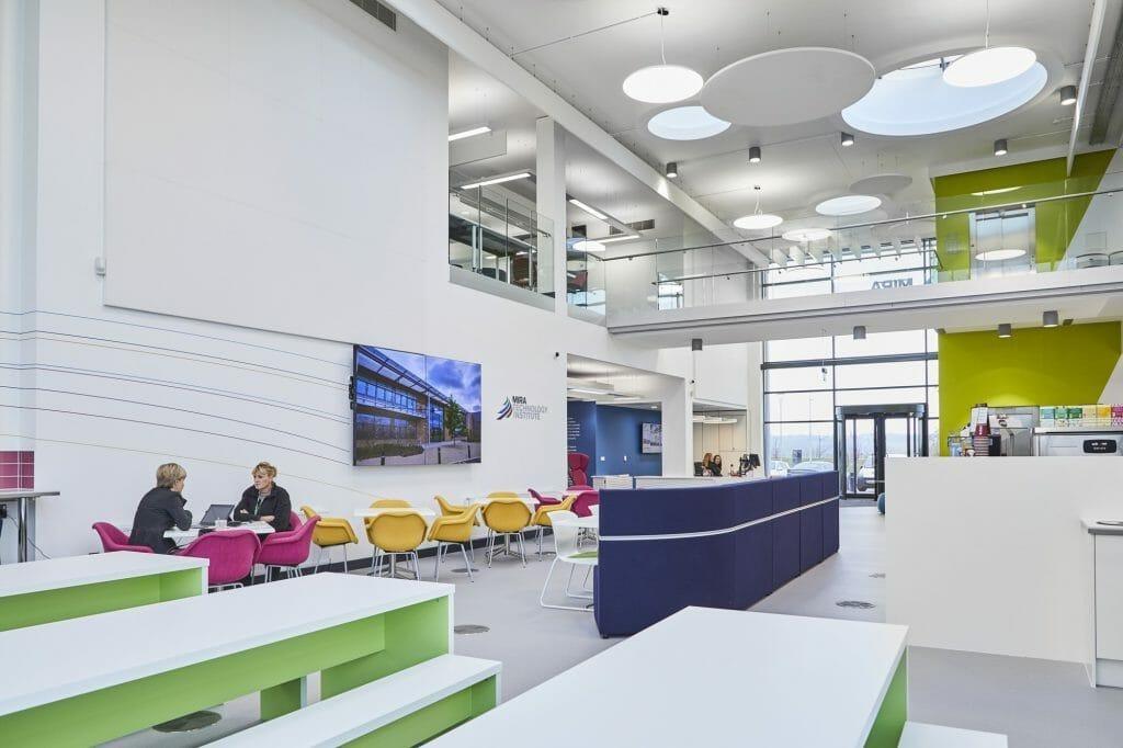 5 Reasons Your Workplace Needs a Work Caf&eacute;