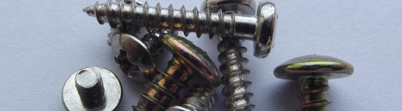 Rack  Screws